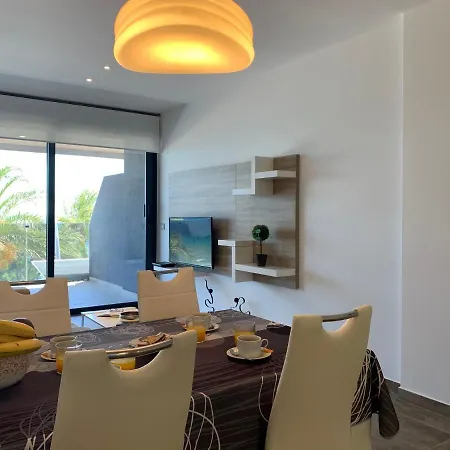 Apartament De Lujo En Primera Linea De Playa